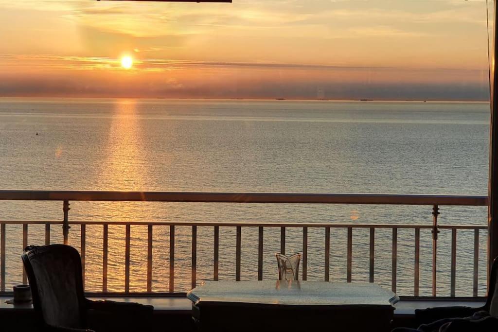 The Best Sea & City View Ostend - Parking Optional Dış mekan fotoğraf